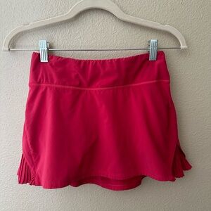Lululemon Play Off The Pleats Skirt *13" in Fushia Pink